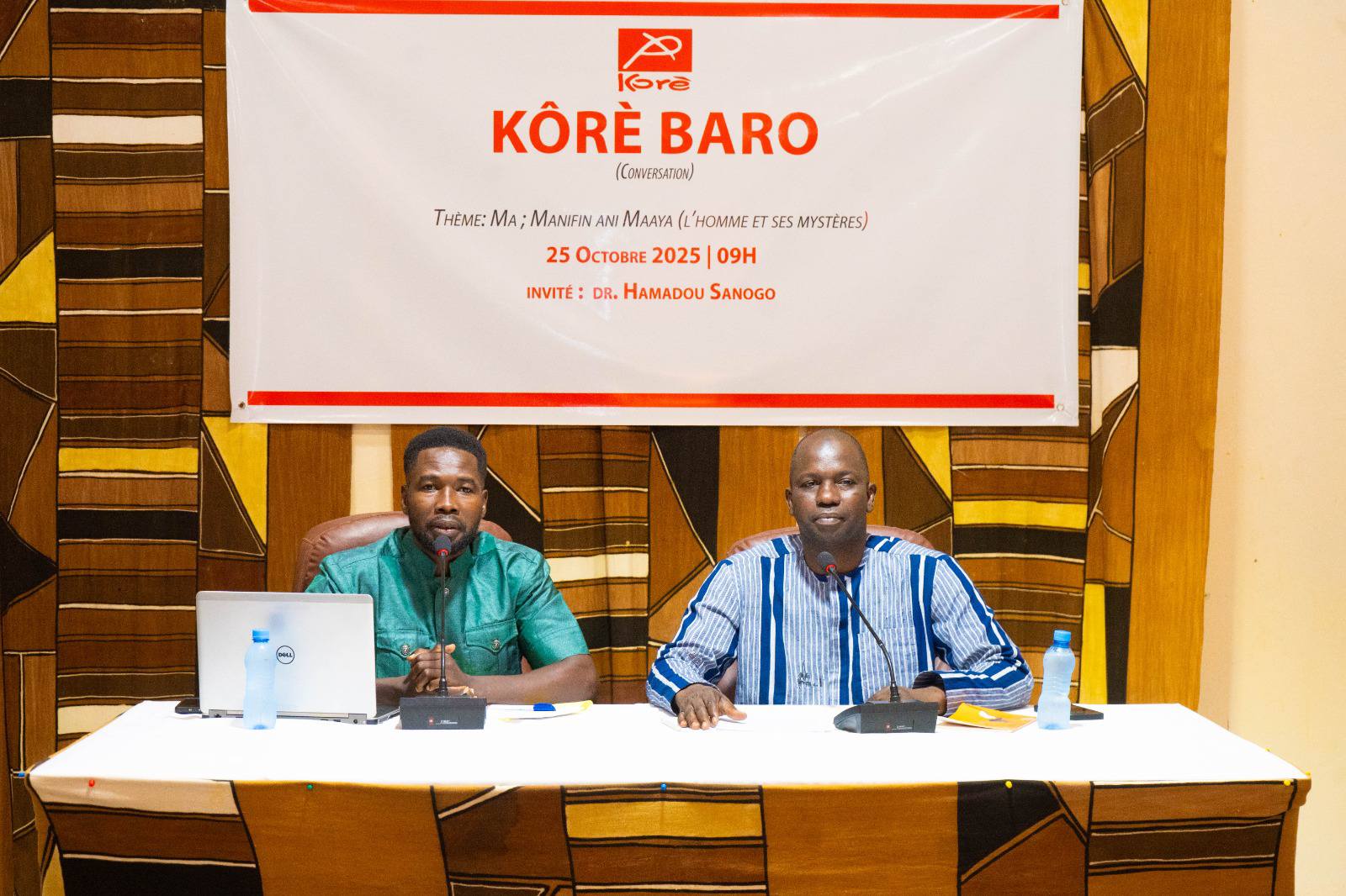 Kôrè Baro (Conversation) Thème : « Ma; Manifin ani Maaya (l’homme et ses mystères) », animé par Dr. Hmadou Sanogo, ténu le 25 octobre 2025 au Centre Culturel Kôrè.